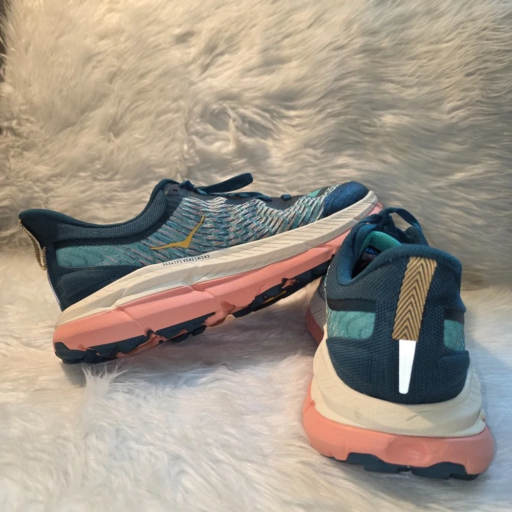 Womens HOKA Mafate Speed 4 Trail Running Shoes Size 10B Teal 1131056-DTWGR